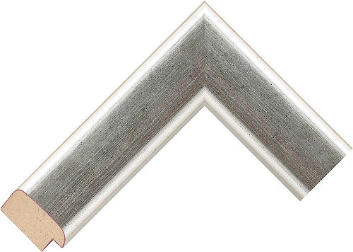 Corner sample of Silver Cushion Pine Frame Moulding
