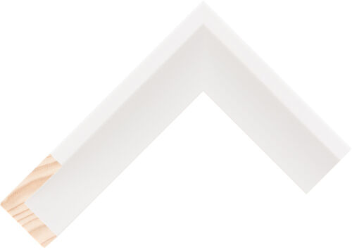 Corner sample of White Float Radiata Pine Frame Moulding