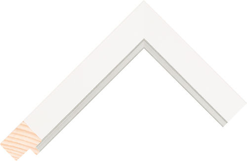 Corner sample of White/Silver Flat Taeda Pine Frame Moulding