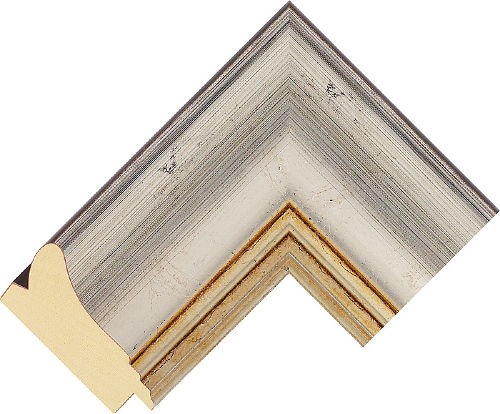 Corner sample of Silver Scoop Jenitri Frame Moulding