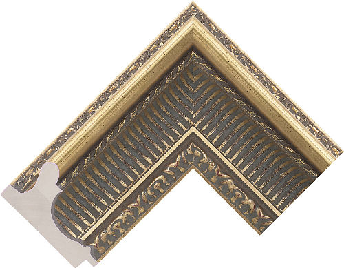 Corner sample of Gold Spoon Meranti Frame Moulding