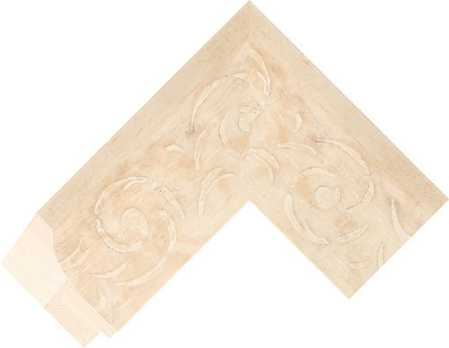 Corner sample of Ivory Scoop Pine & Spruce Frame Moulding