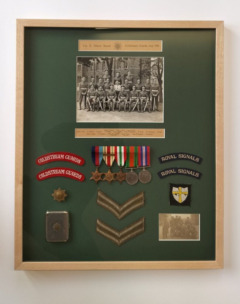Photos Medals Badges and Snuff Box