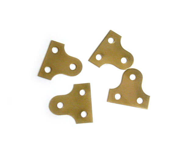 32mm Brass Plated Slotted Mirror Plates