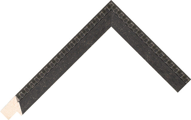 200752 - Iron - 21mm wide picture frame chevron