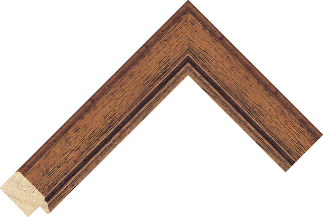 235033000 - Medium Oak - 34mm wide picture frame chevron