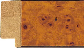 Sample of 324422000 Picture Frame Moulding