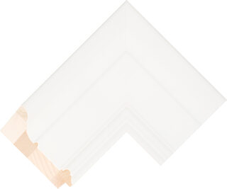 Corner sample of White Spoon Pine Frame Moulding