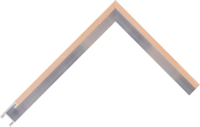 824006000 - Beech - 5mm wide picture frame chevron