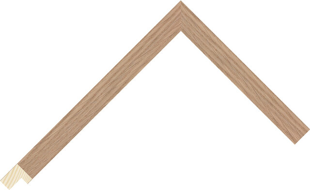 991060115 - Oak - 15mm wide picture frame chevron
